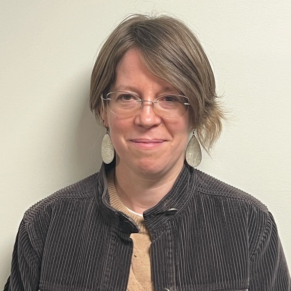 Meet your Posher, Jessica - Picture 1 of 1